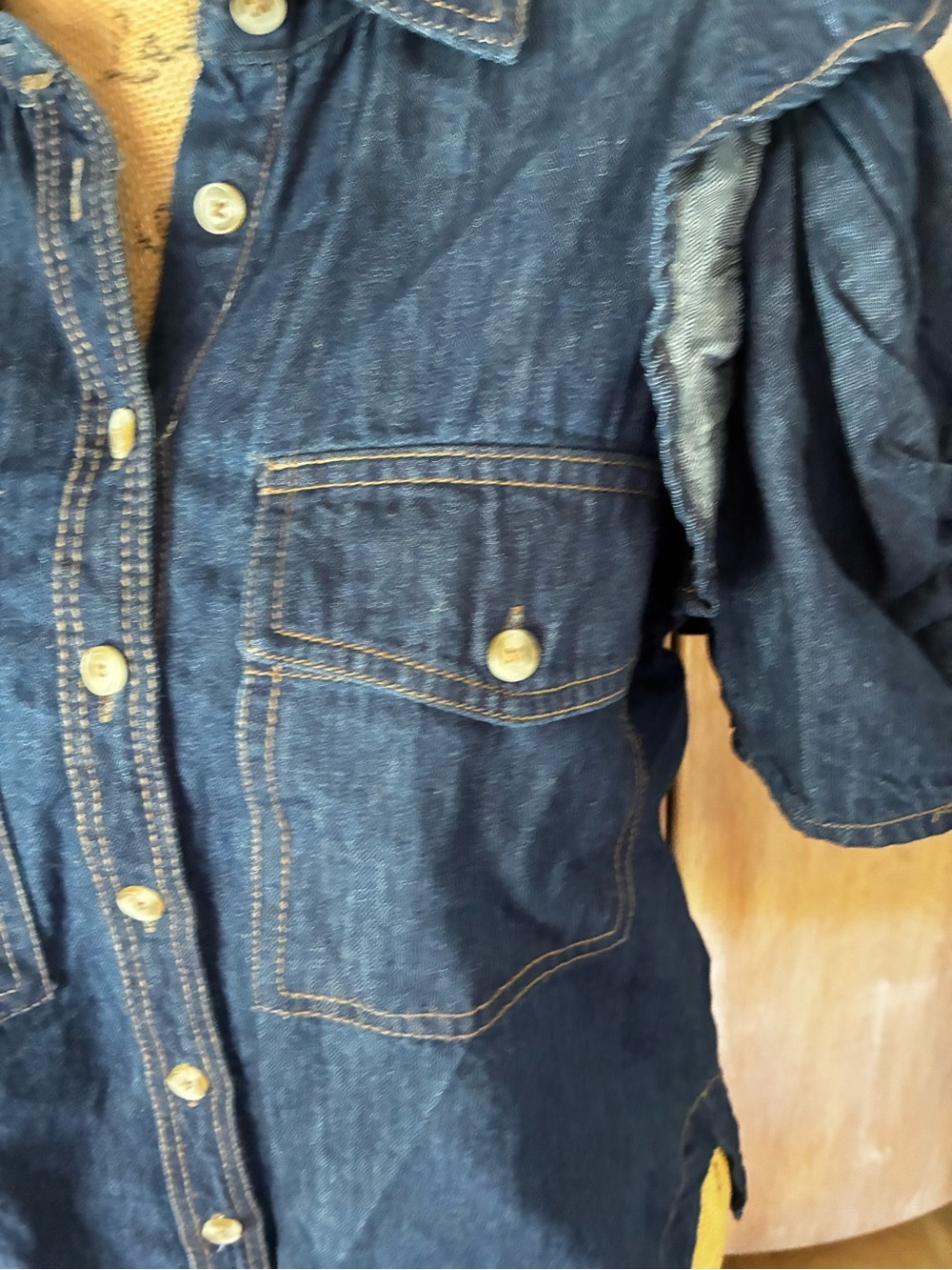 Pilcro The Ozzi Ruffle-Sleeve Denim Buttondown Shirt Navy Size Small - Picture 11 of 16